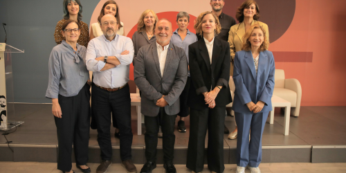 Foto organización y ponentes el futuro de la comunicación científica